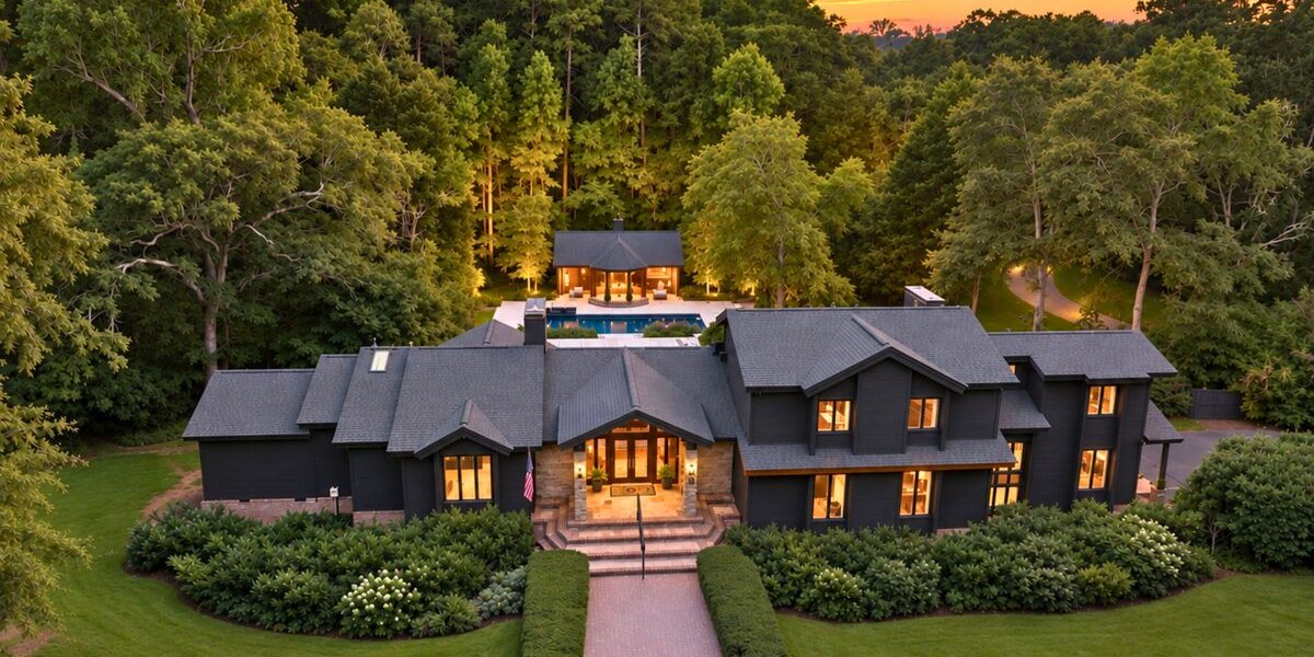 410 Hudson Road, Greenville's Eastside, Greenville, SC. Offered at $3,347,000. 4 BD · 6,556 SF · 3 AC.