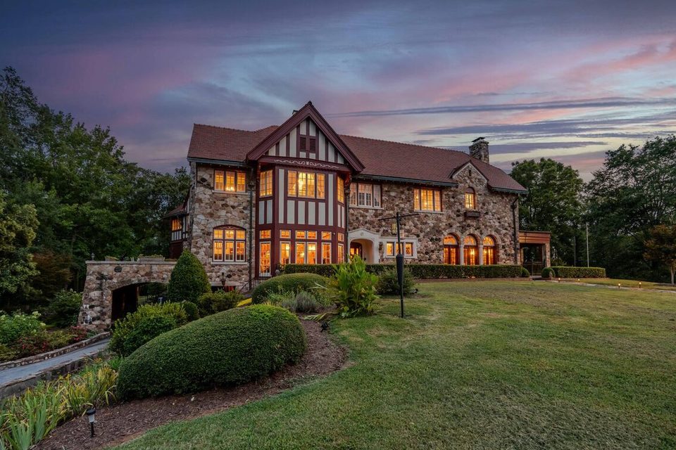 Nicholson Mansion, Cross Keys, Union, SC. Offered at $1,295,000. 4 BD · 7 BA · about 6,900 SF · 13 AC.